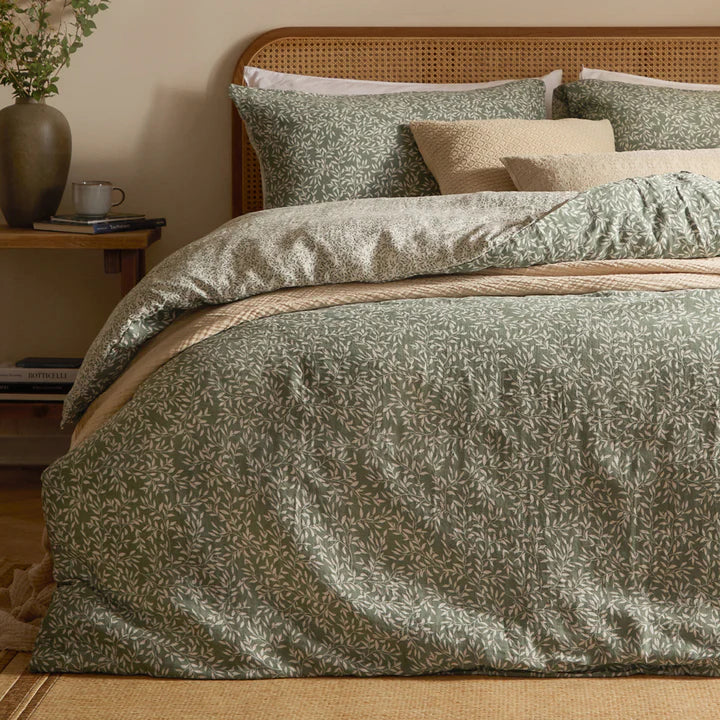 The Linen Yard Perrie Leaf Muslin Duvet Set