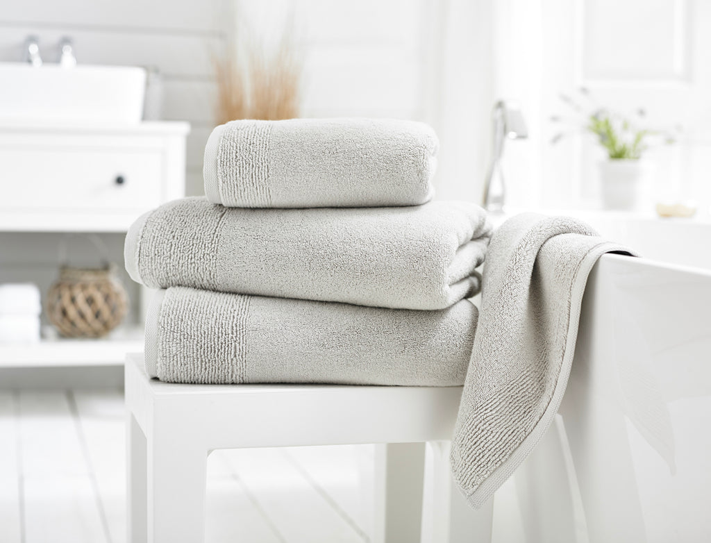 Deyongs Palazzo 800gsm Zero Twist 100% Cotton Silver Towels