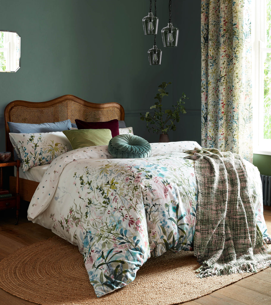 Laura Ashley Pointon Fields Multi Duvet Set