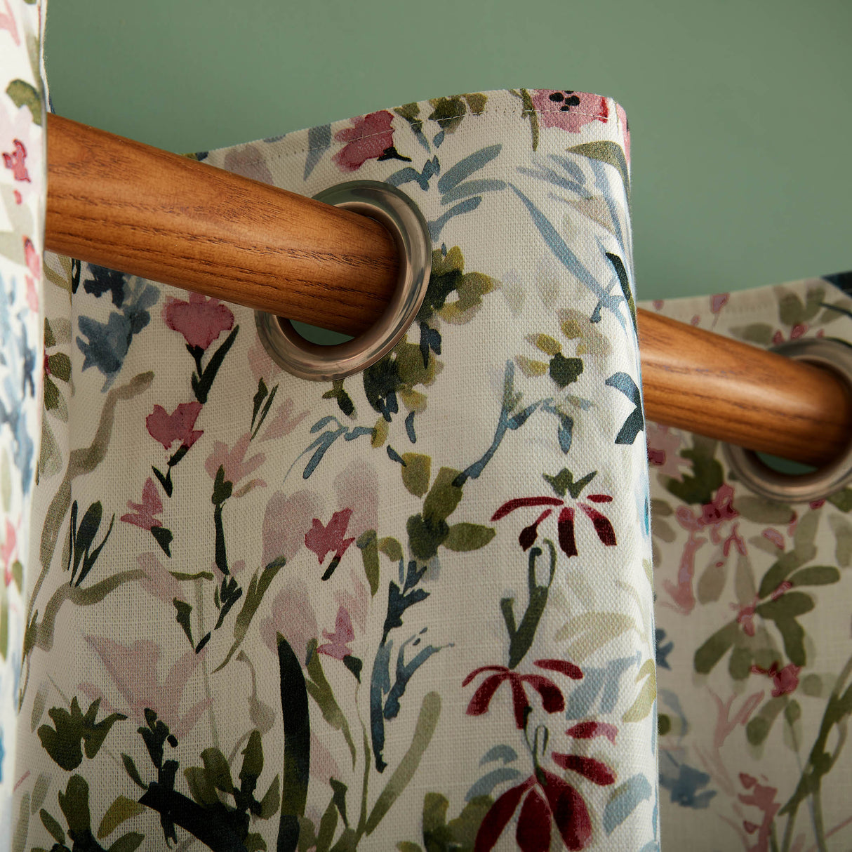 Laura Ashley Pointon Fields Multi Lined Eyelet Curtains