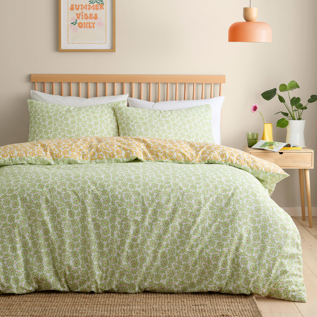 Fusion Bedding Retro Daisy Floral Yellow Duvet Set