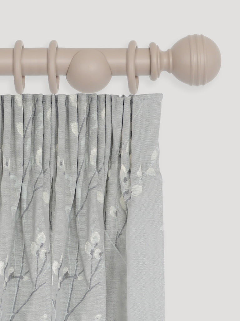 Laura Ashley Wooden Ribbed Ball Curtain Pole (ORDER ONLY)