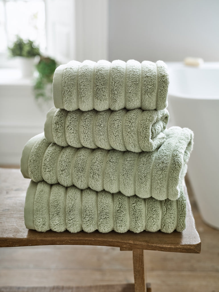 The Lyndon Company Ribbleton 100% BCI Cotton 700gsm Zero Twist Sage Towels