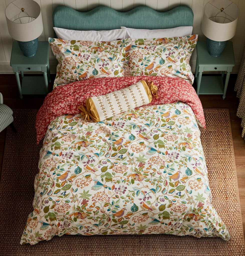 Sanderson x National Trust Birds & Berries Rowan Berry Duvet Set