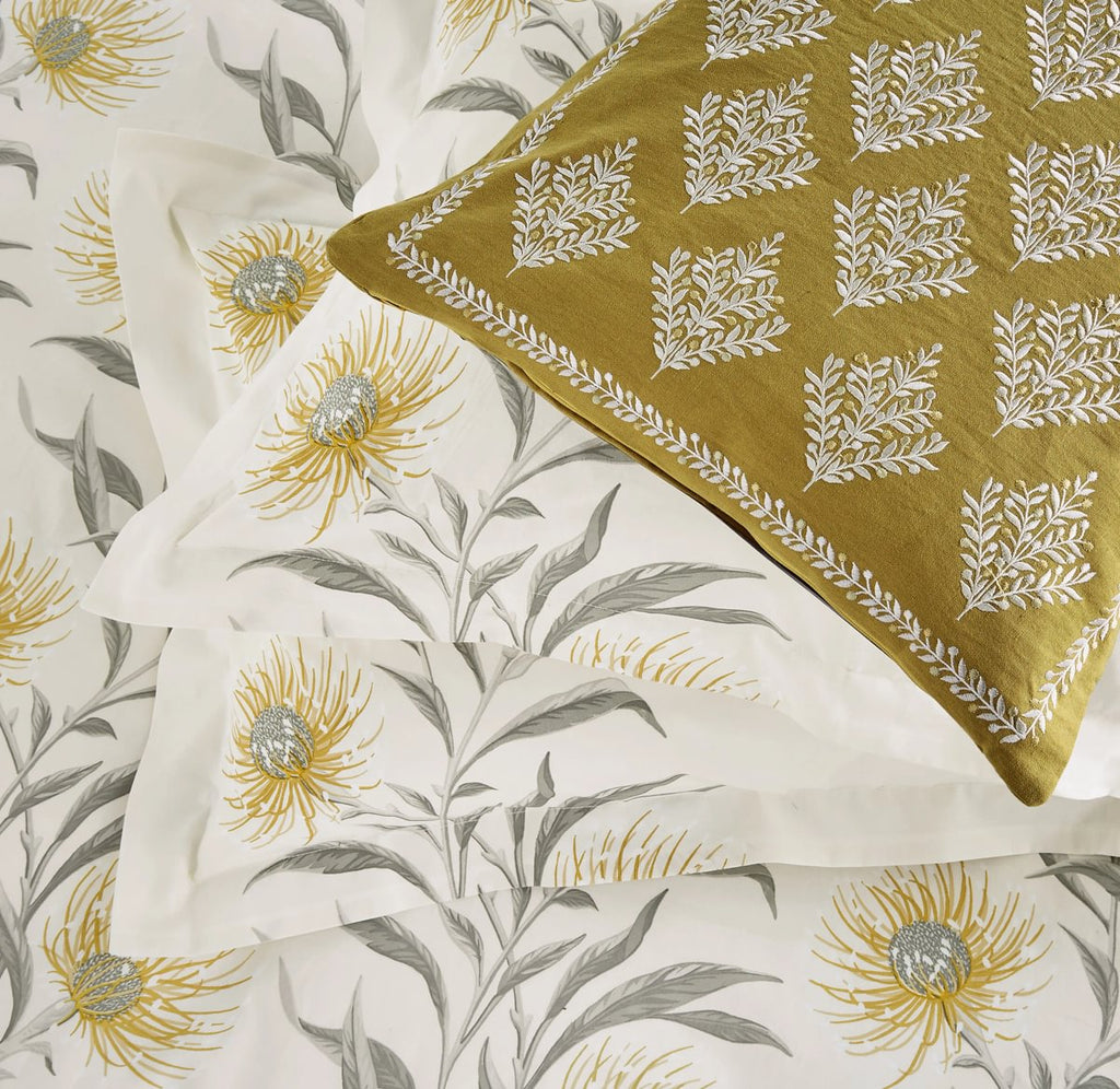 Sanderson x National Trust Catherinae Hay Duvet Set