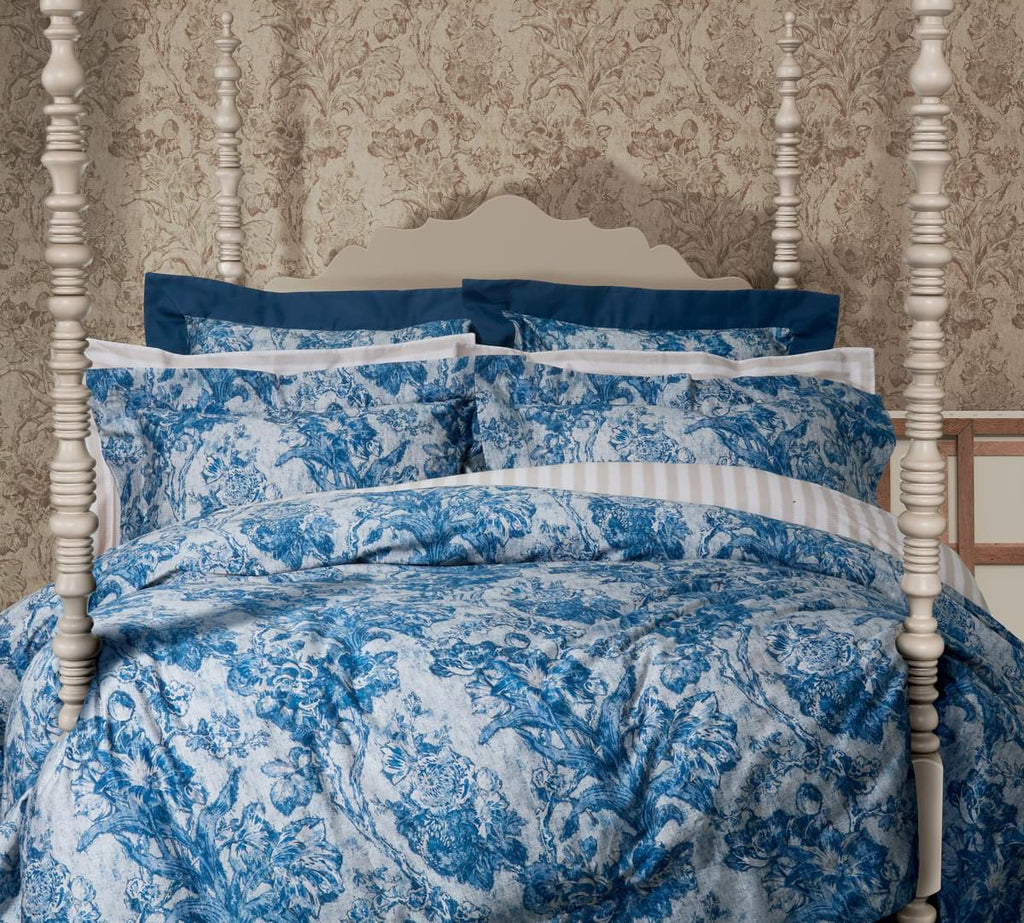 Sanderson x Giles Deacon Fringed Tulip Toile Smalt Duvet Set