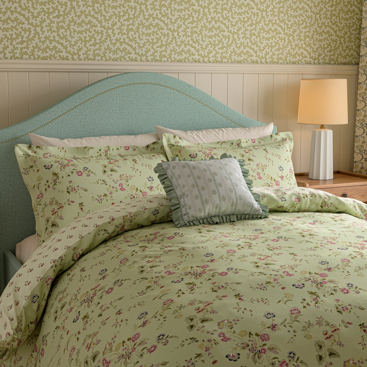 Sanderson x National Trust Nectar Fields Sage & Blossom Duvet Set