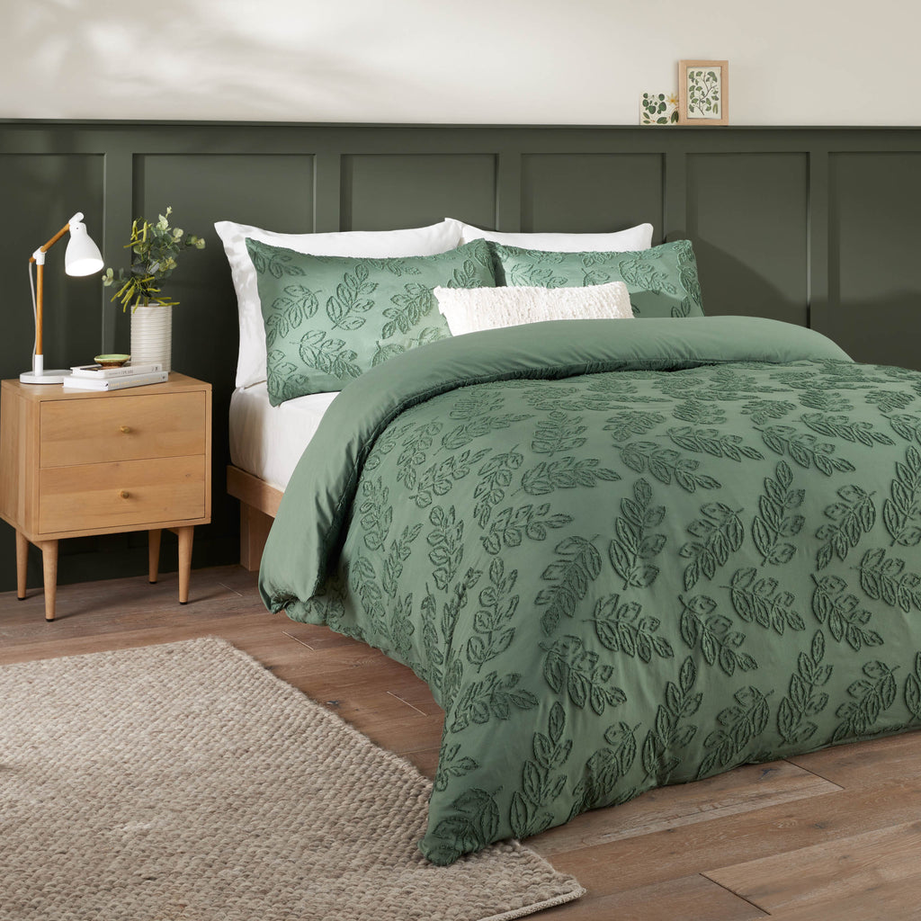 Duvet Day Seville Leaf Tufted Soft Touch Microfibre Duvet Set
