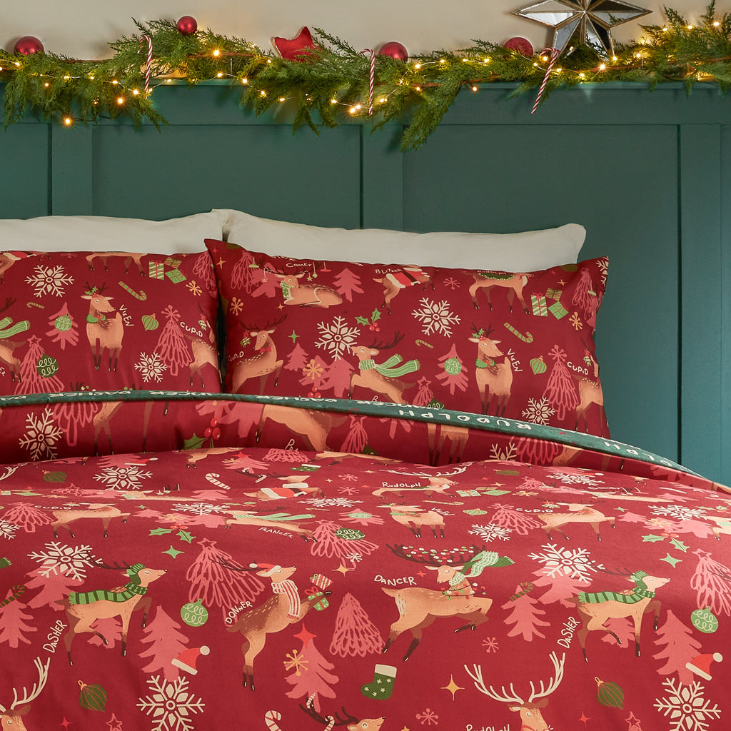 Duvet Day Sleigh Team Soft Touch Red Duvet Set