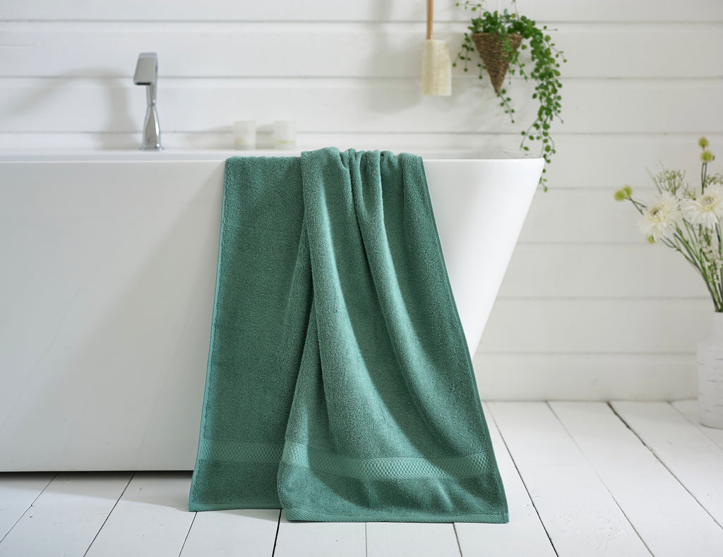 Studio 1846 Monte Carlo 100% Cotton 500gsm Mineral Green Towels