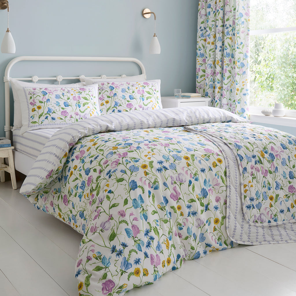 Dreams n Drapes Sweetpea Floral Lilac Duvet Set