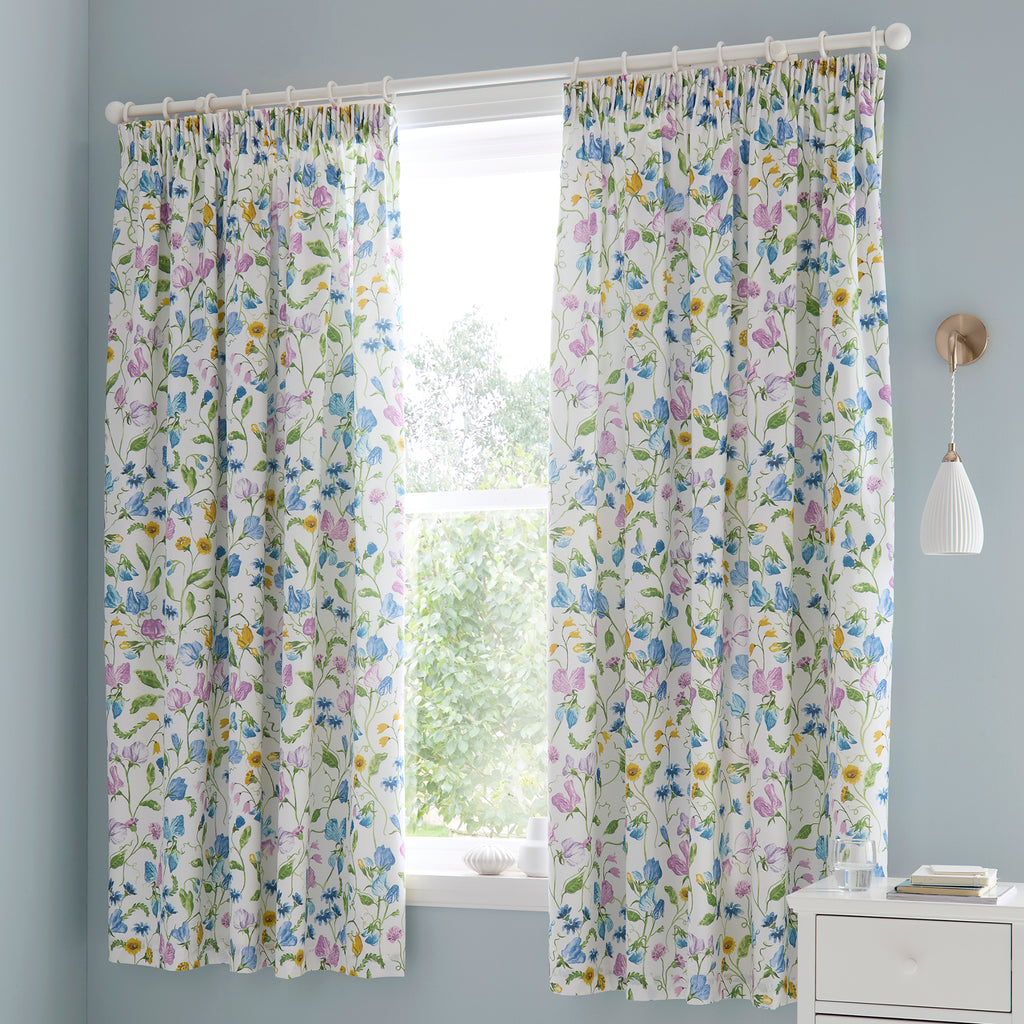 Dreams n Drapes Sweetpea Floral Lilac Duvet Set