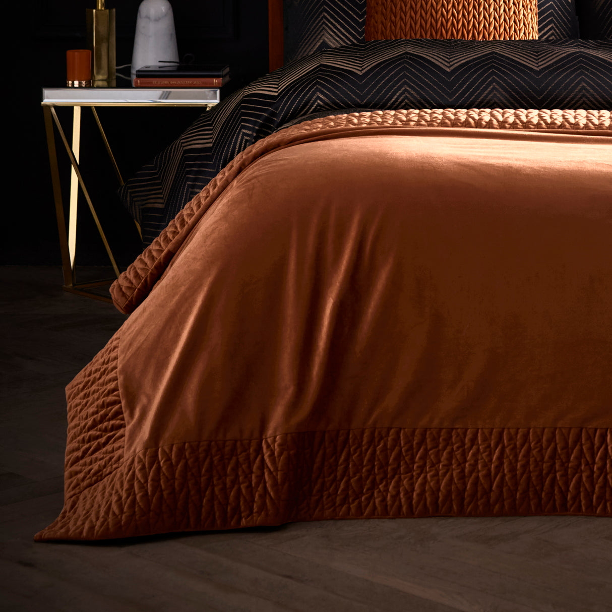 Laurence Llewelyn Bowen Siena 220cm x 150cm Bedspread