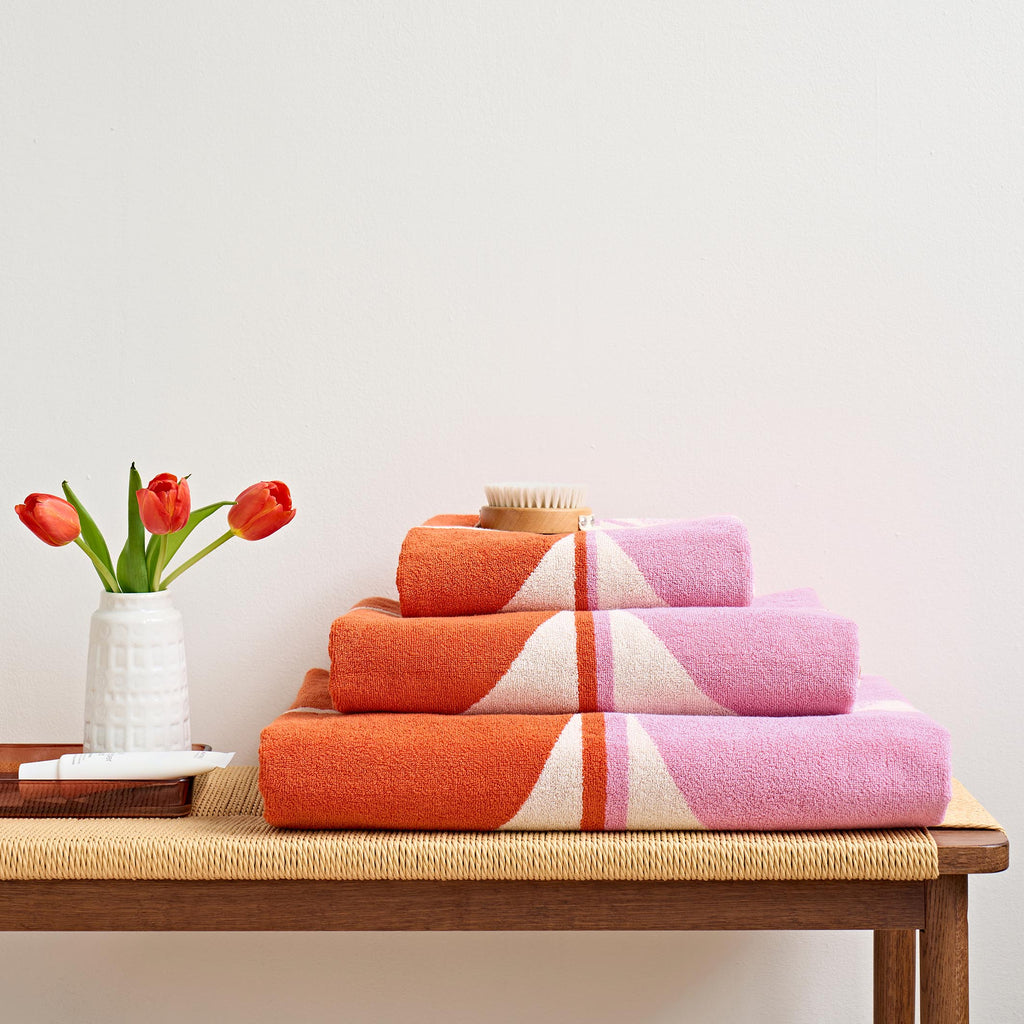 Orla Kiely Stem Bloom Duo Blush 100% Cotton 580gsm Towels