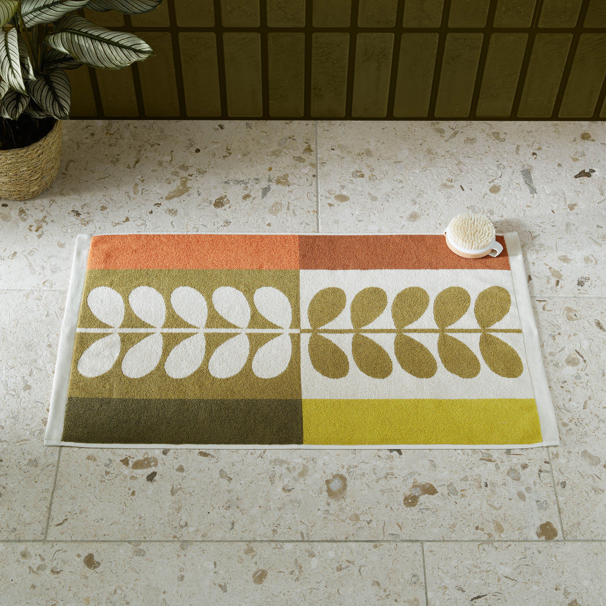 Orla Kiely Stem Check Hazel-Ochre 100% Cotton 580gsm Towels