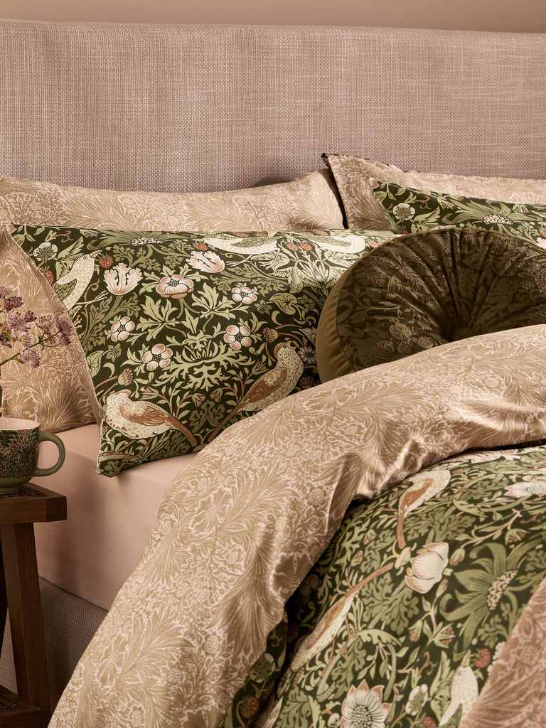 William Morris at Home Strawberry Thief Nettle Duvet Set