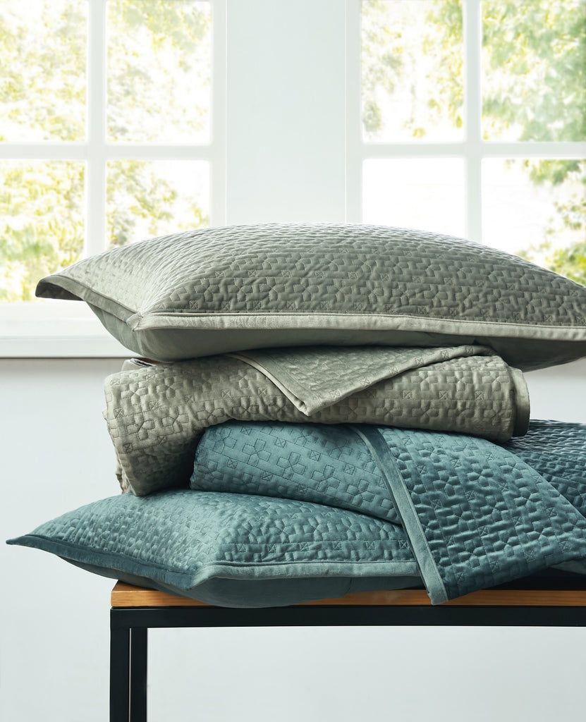 M & M Linen Terrace Quilted Bedspread 265cm x 260cm Set