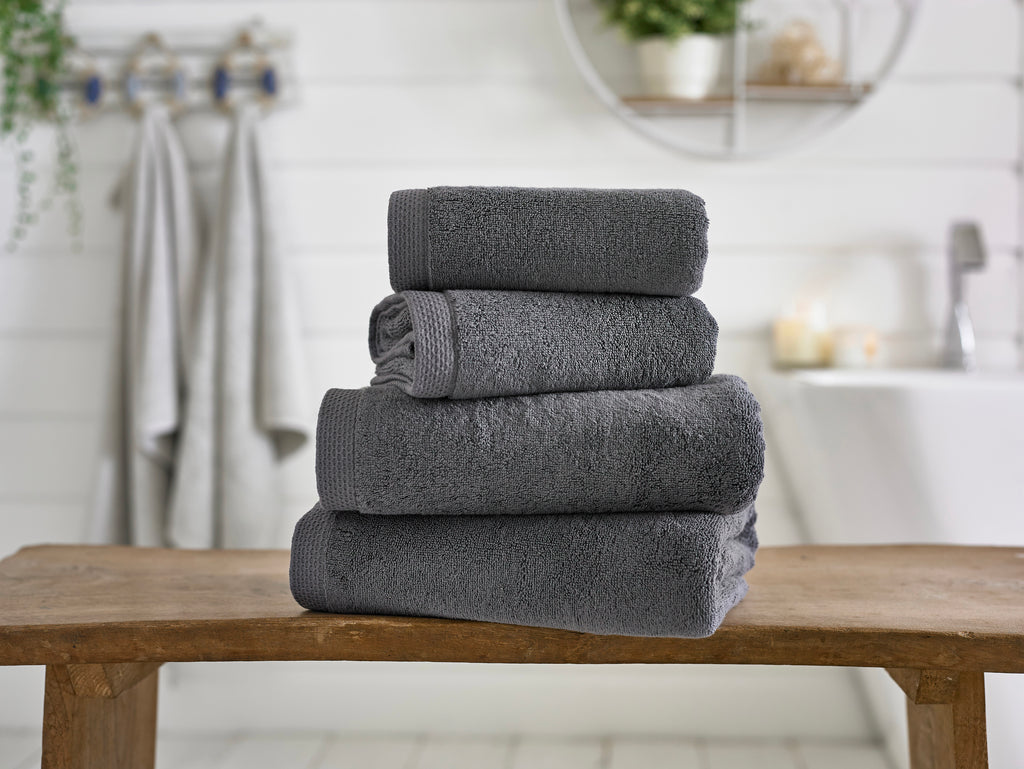 The Lyndon Company Egyptian Spa 100% Cotton 700gsm Charcoal Towels