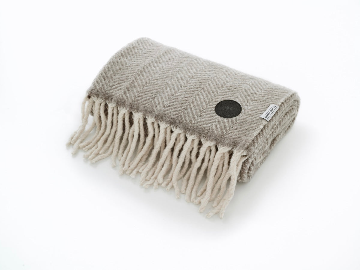The Lyndon Company Moorland Premium 100% Wool 130cm x 170cm Throw