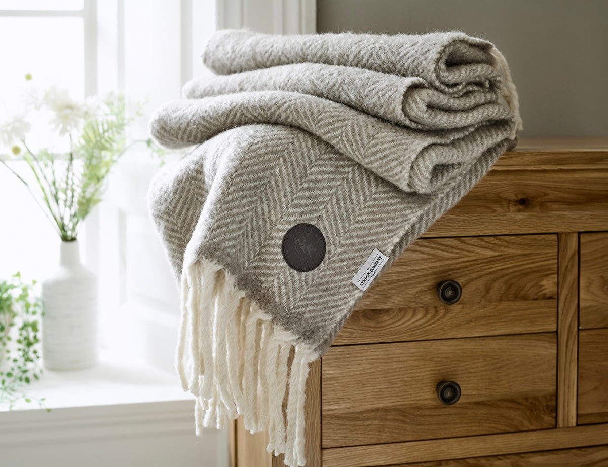 The Lyndon Company Moorland Premium 100% Wool 130cm x 170cm Throw