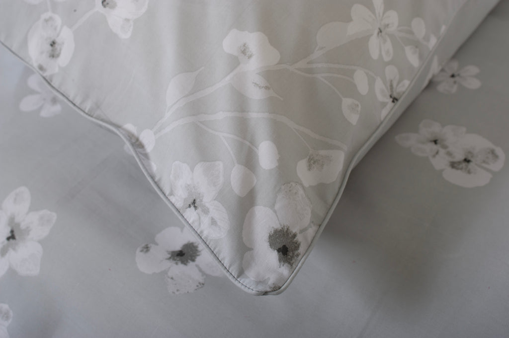 The Lyndon Company Petite Fleure Duvet Set