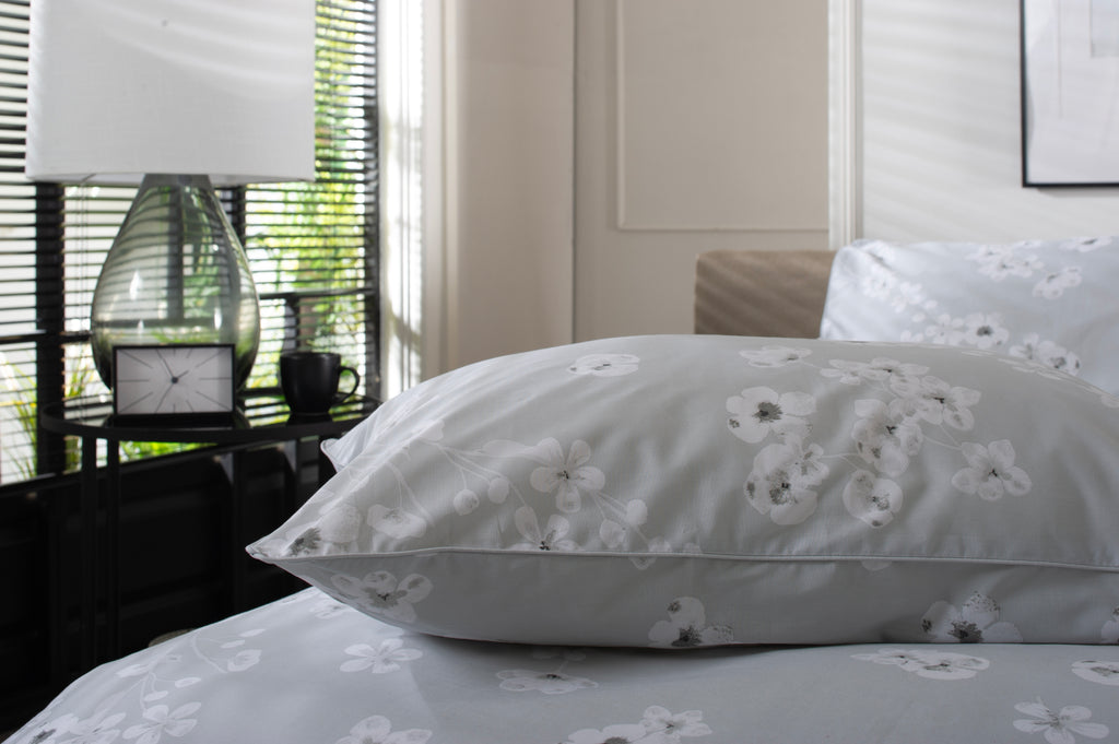 The Lyndon Company Petite Fleure Duvet Set