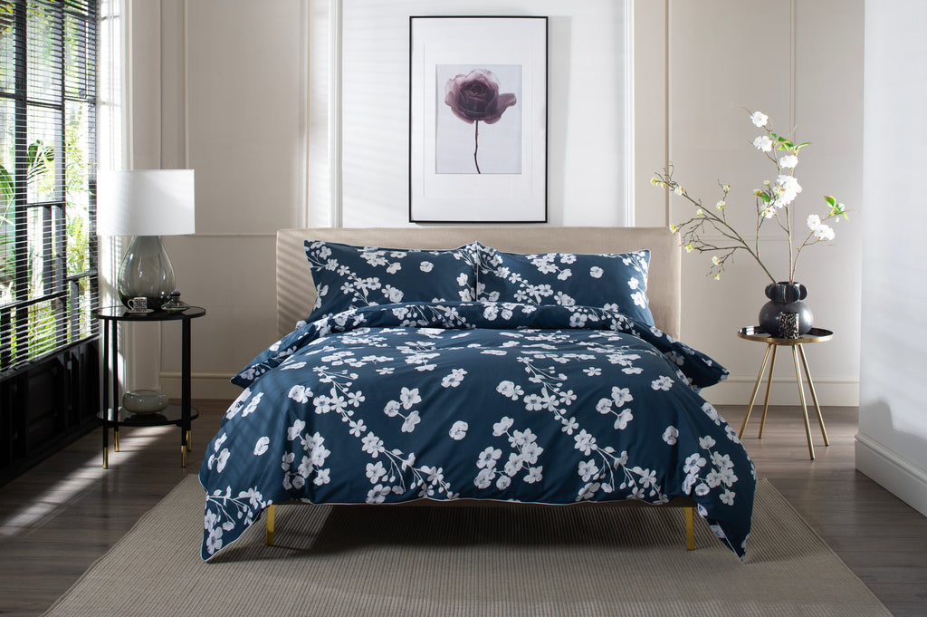 The Lyndon Company Petite Fleure Duvet Set