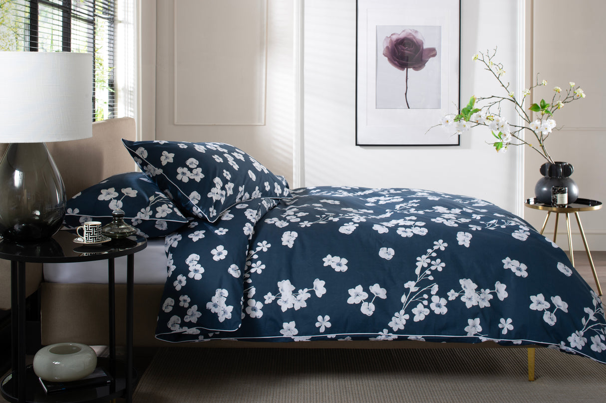The Lyndon Company Petite Fleure Duvet Set
