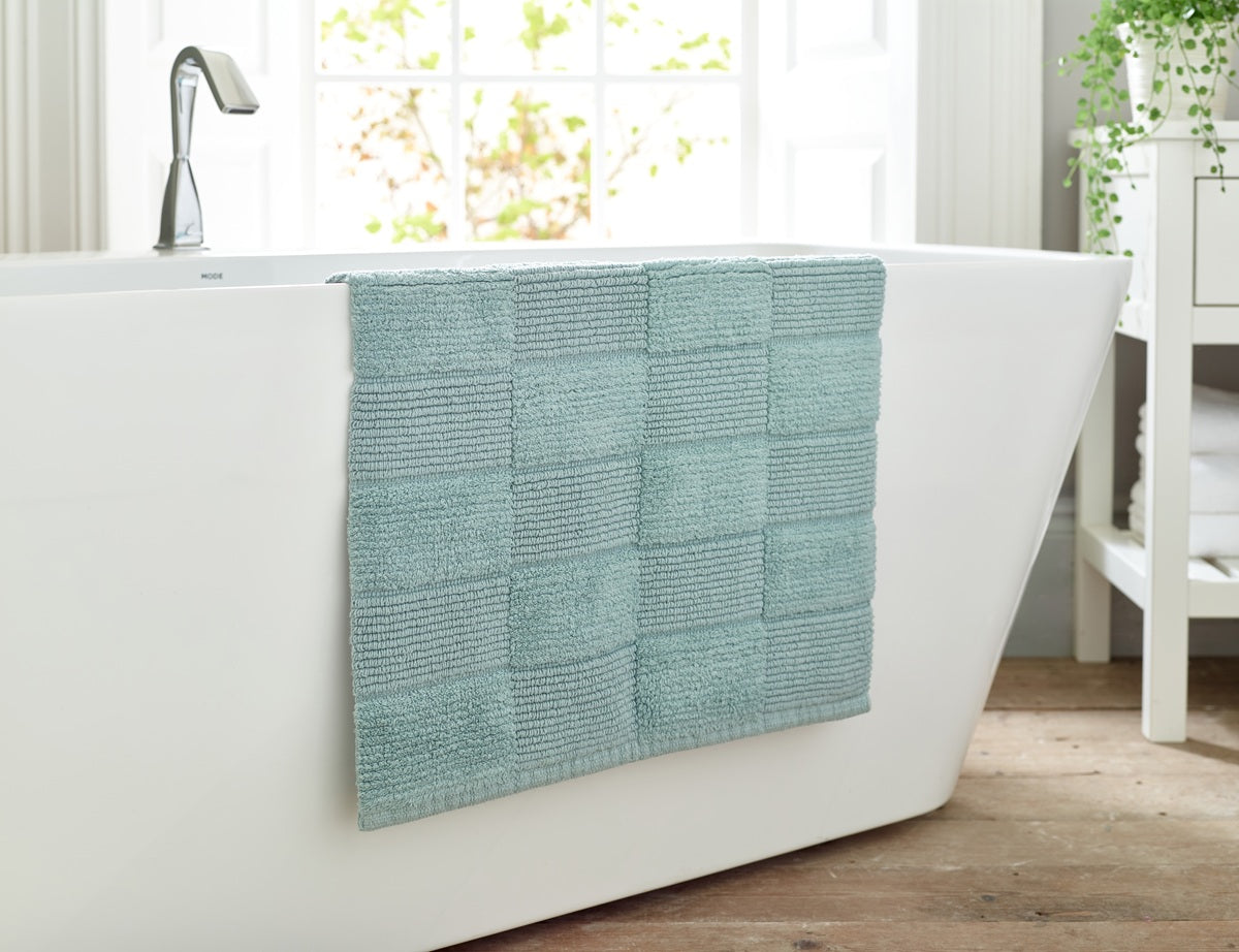 The Lyndon Company Egyptian Spa 100% Cotton 700gsm Duckegg Towels
