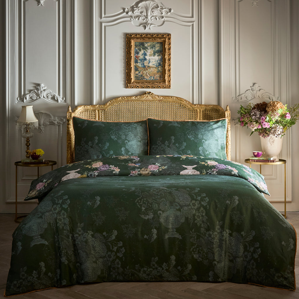Laurence Llewelyn Bowen Tuscan Holiday Green Duvet Set