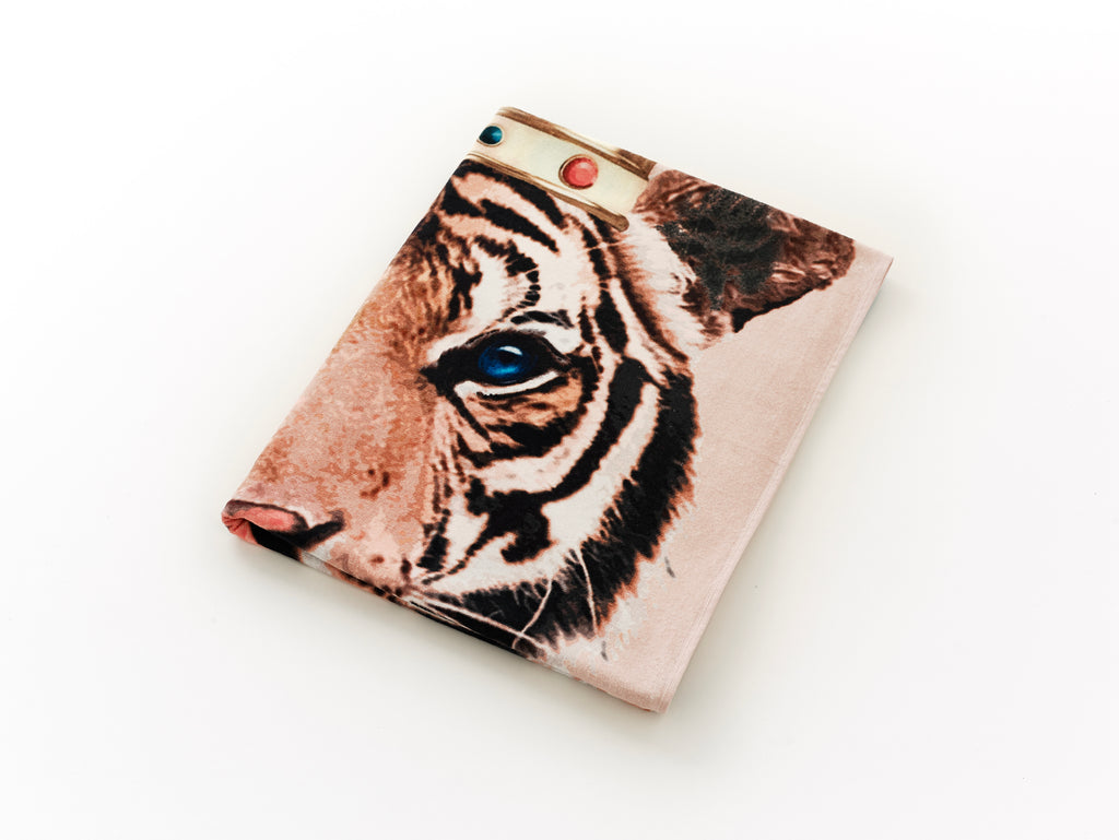 Deyongs 1846 Tiger 75cm x 150cm Beach Towel