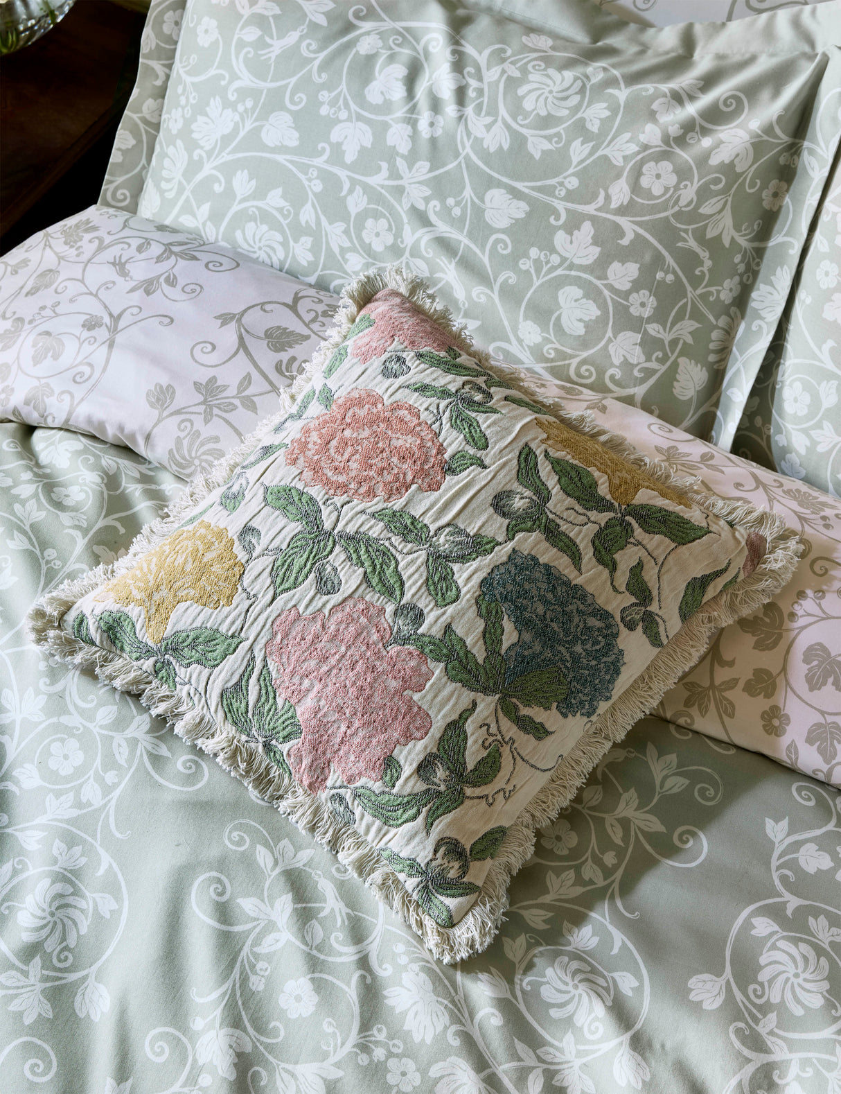 Historic Royal Palaces Tudor Trail Sage Duvet Set