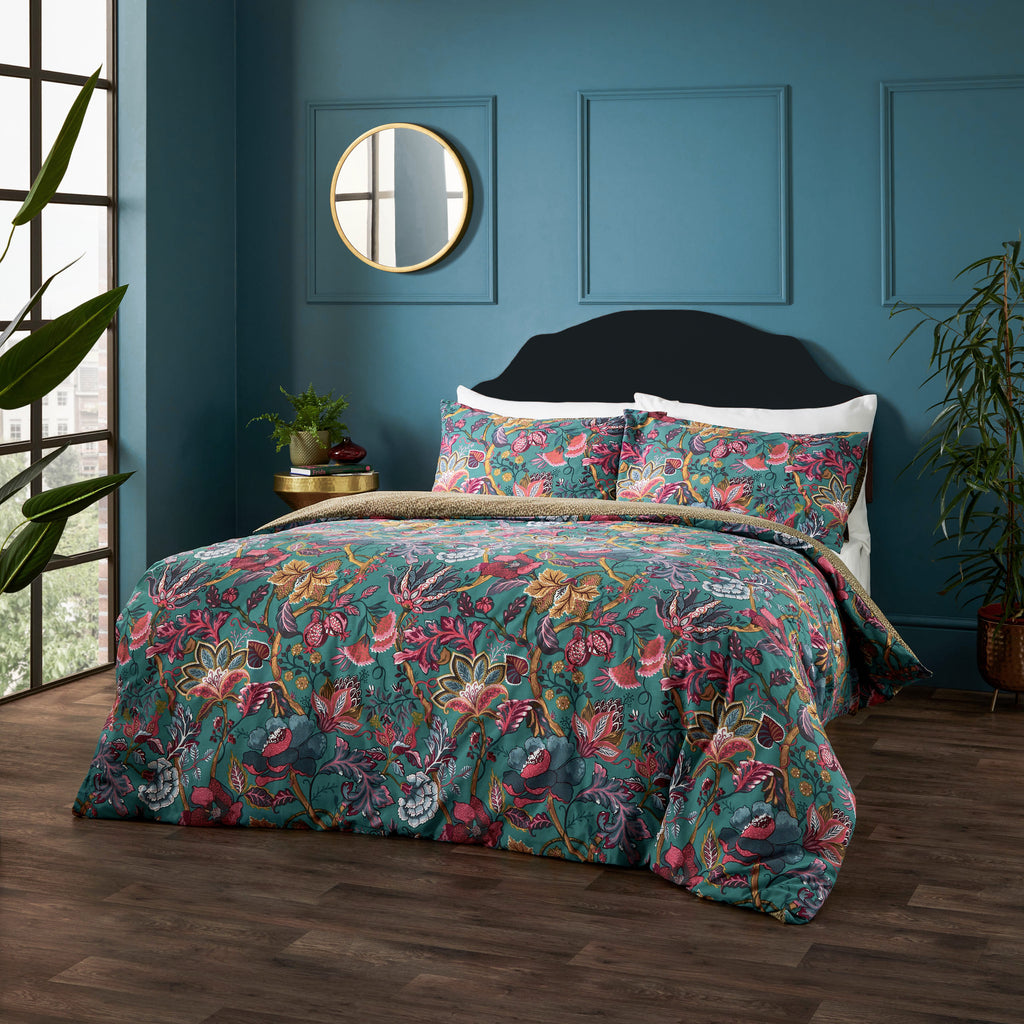 Wylder Tropics Viranai Exotic Floral Duvet Set