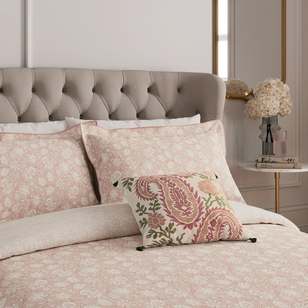 V & A Eternal Bloom Rose & Red Duvet Set