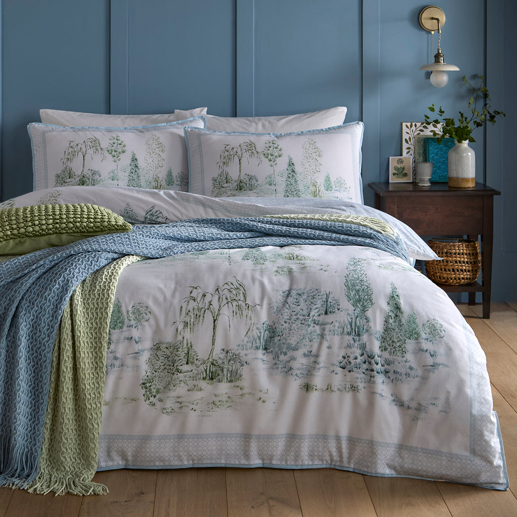 Appletree Willow Tree Scene Blue Duvet Set