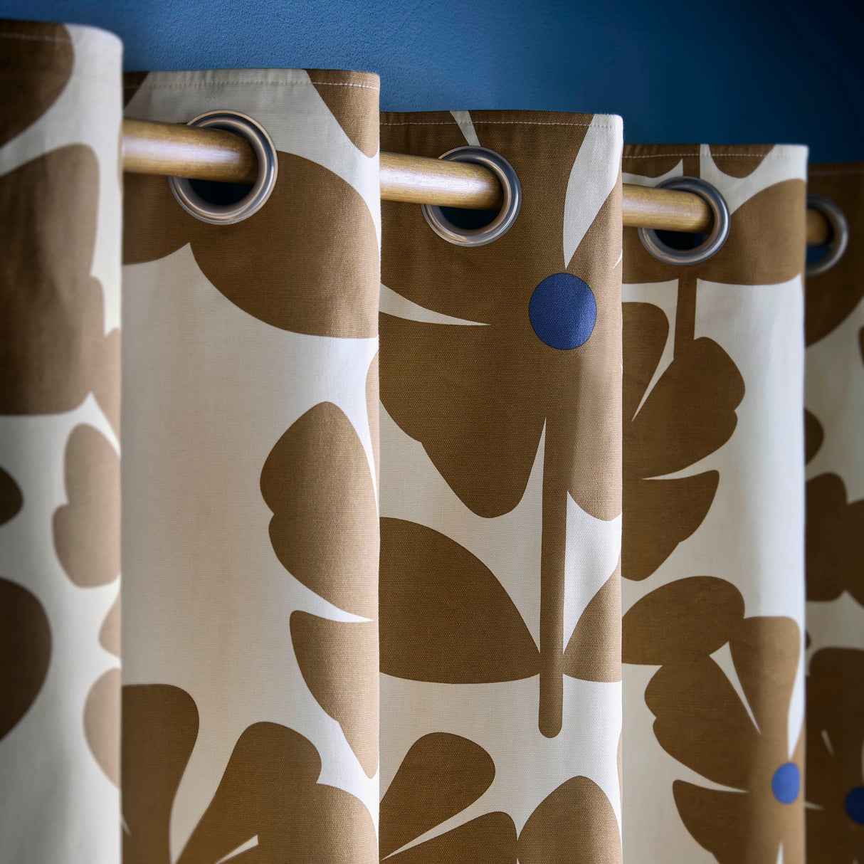 Orla Kiely Wildflower Coffee Lined Eyelet Curtains