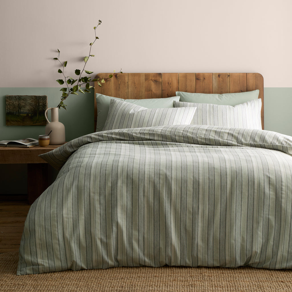 Appletree Yarn Dyed Woven Wide Stripe Duvet Set