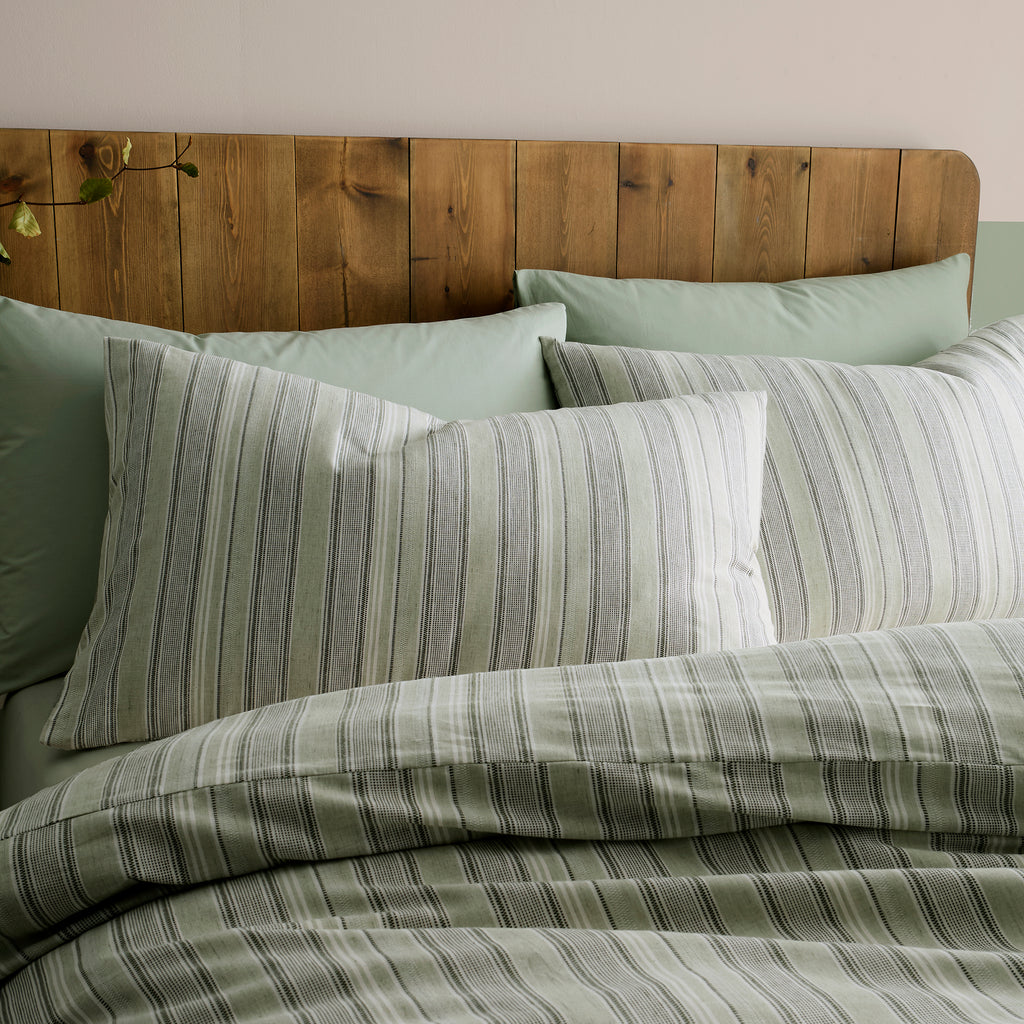 Appletree Yarn Dyed Woven Wide Stripe Duvet Set