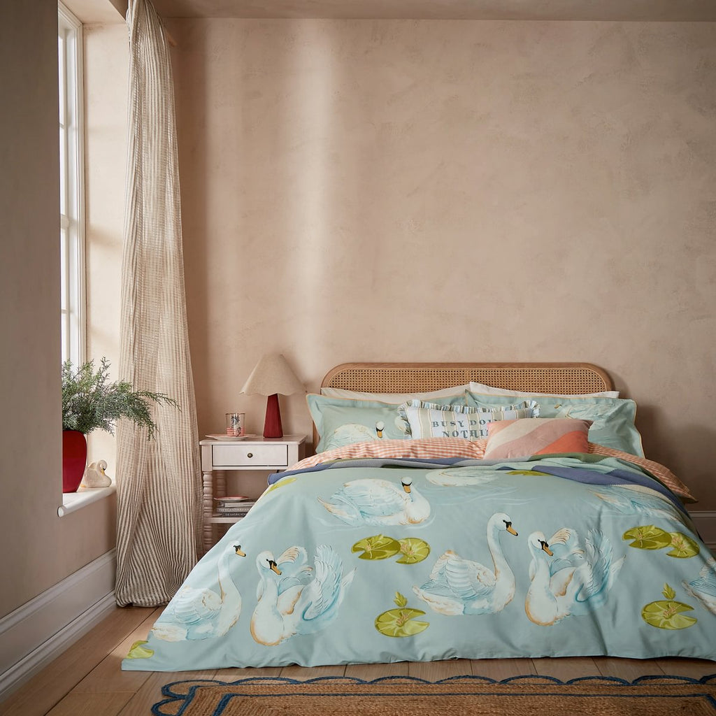 Yvonne Allen Sister Swans Aqua Duvet Set