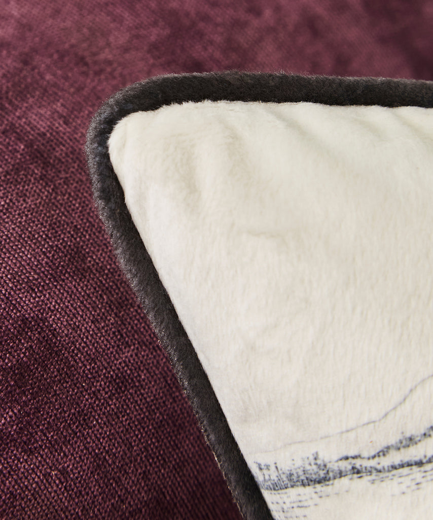 Joe Browns ZB317 Herons In Flight White Reversible Velvet 45cm x 45cm Cushion