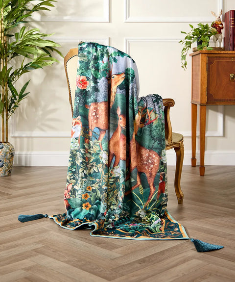 Joe Browns ZC374 Forest Oasis Fleece 140cm x 170cm Throw