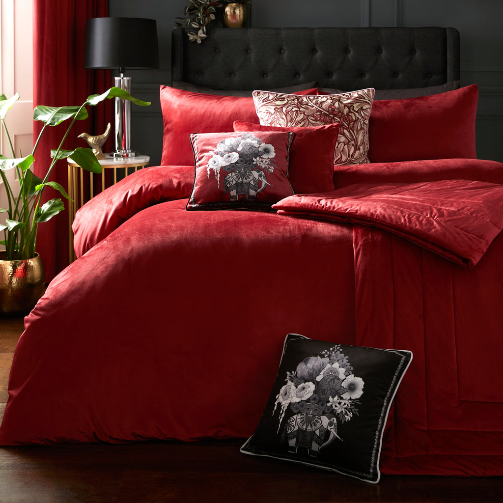 Laurence Llewelyn Bowen Montrose Luxury Velvet Duvet Set