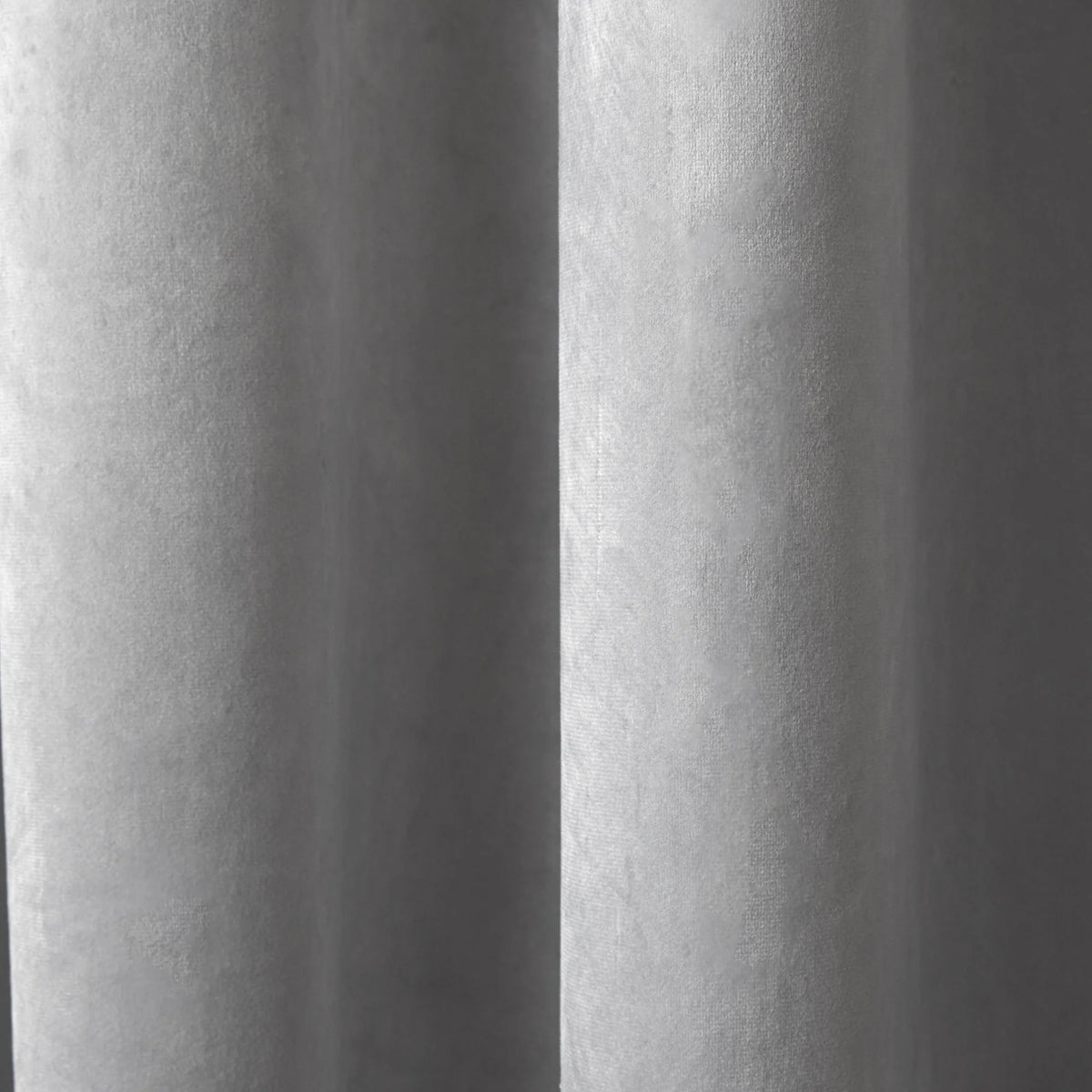 Laurence Llewelyn Bowen Montrose Blackout Eyelet Curtains