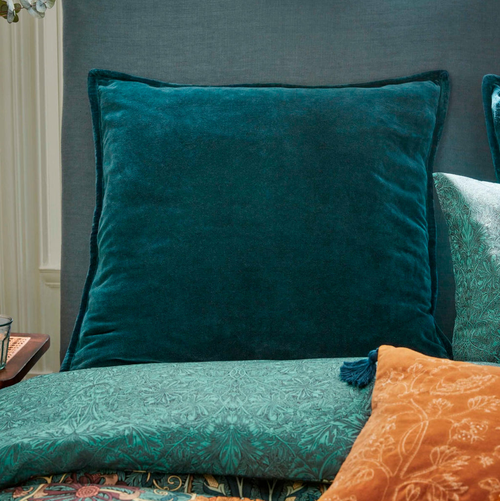 Morris & Co Honeysuckle & Tulip Mulberry & Teal Duvet Set