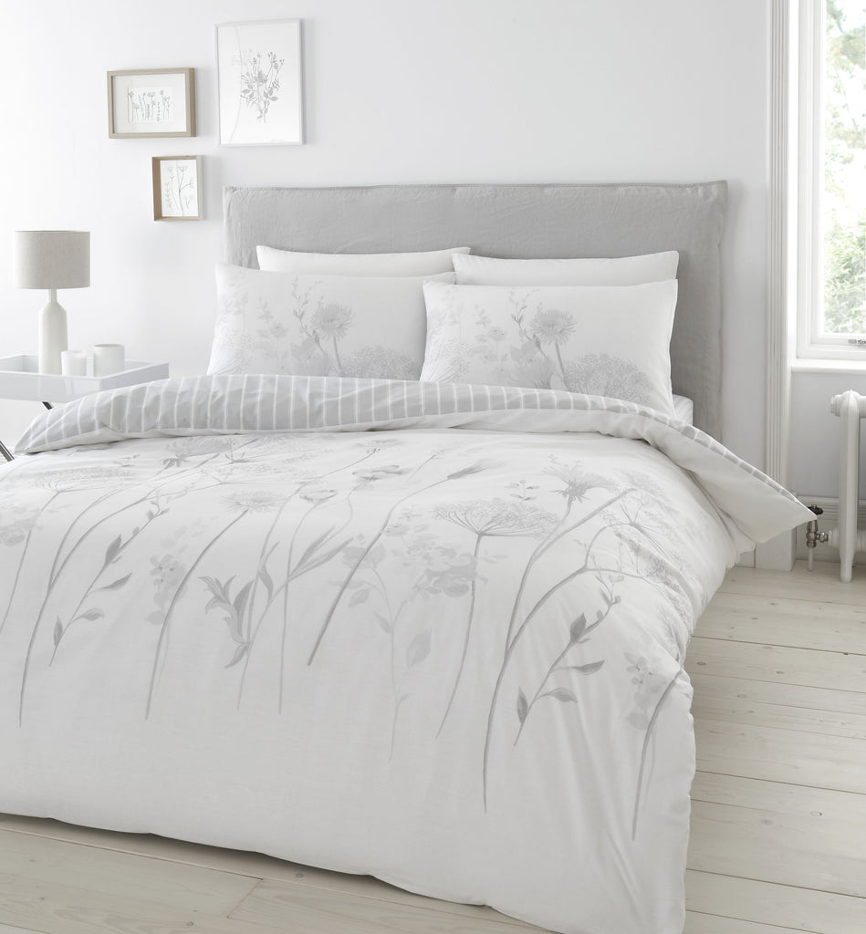 Catherine Lansfield Meadowsweet Floral Bedding