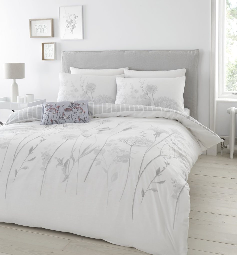 Catherine Lansfield Meadowsweet Floral Bedding