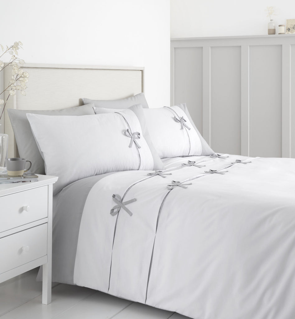 Catherine Lansfield Milo Bow White Bedding – Charmed Interiors