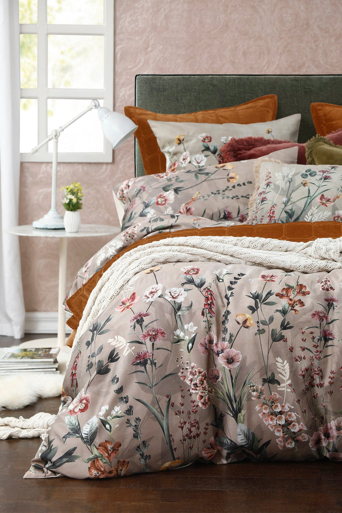 M & M Linen Carrie Duvet Set