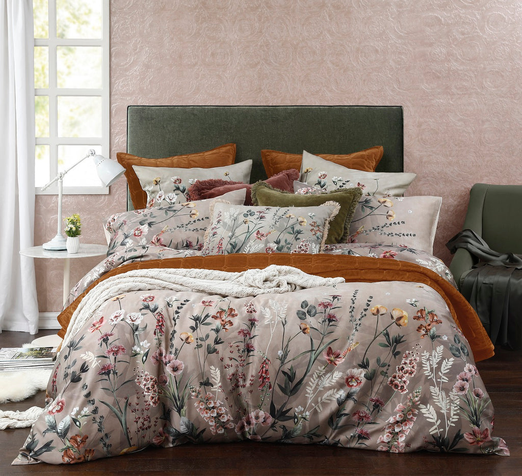 M & M Linen Carrie Duvet Set