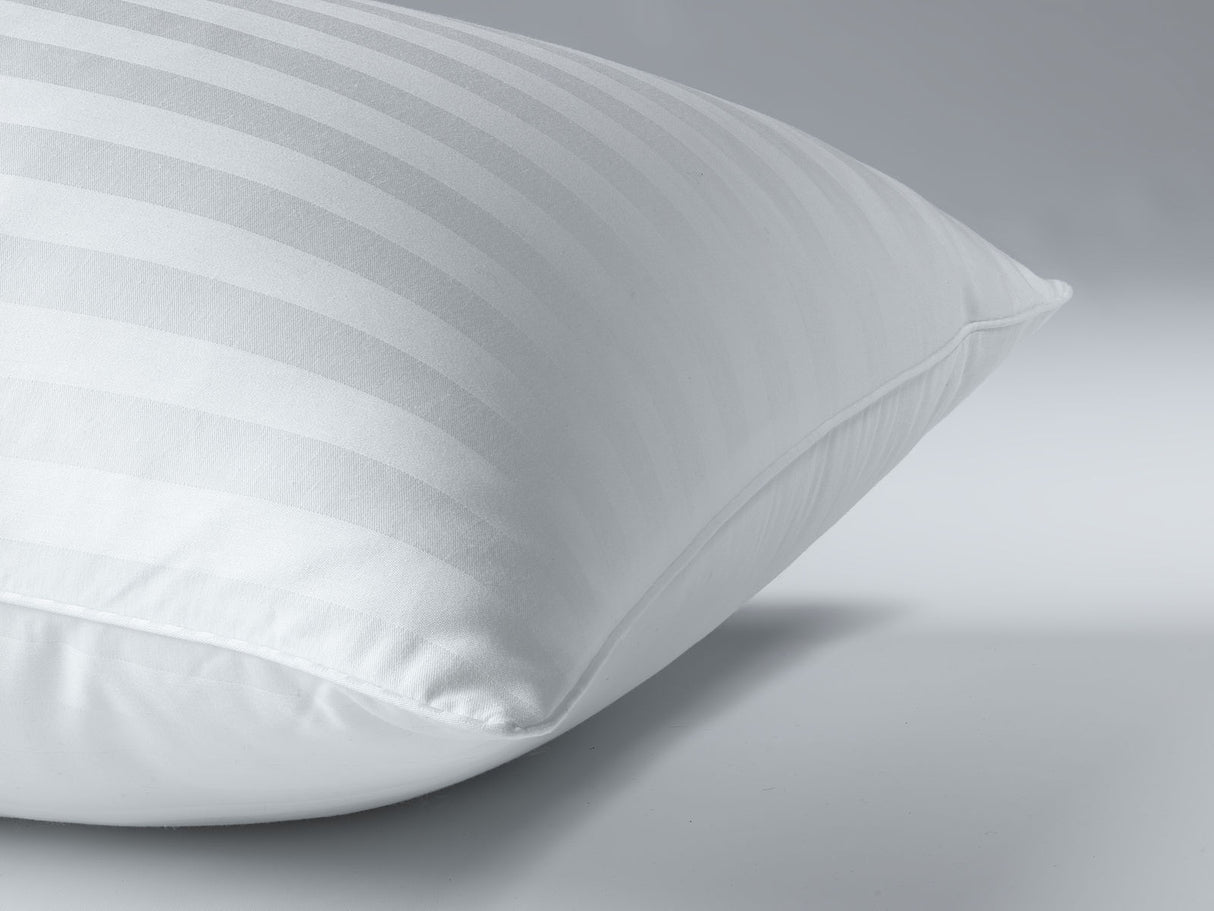 The Fine Bedding Company Boutique Silk Pillow